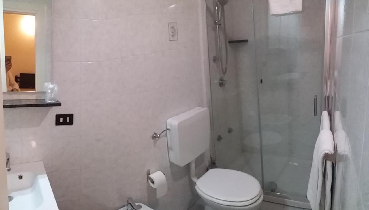 Hotel Malibu Spotorno Ngoại thất bức ảnh