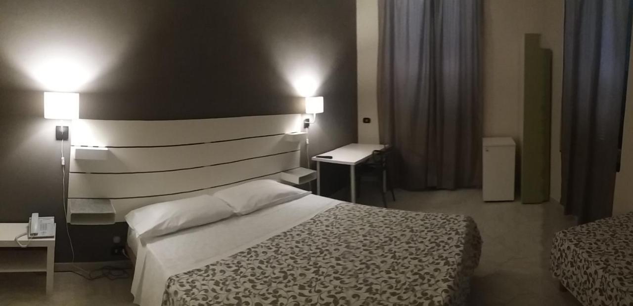 Hotel Malibu Spotorno Ngoại thất bức ảnh