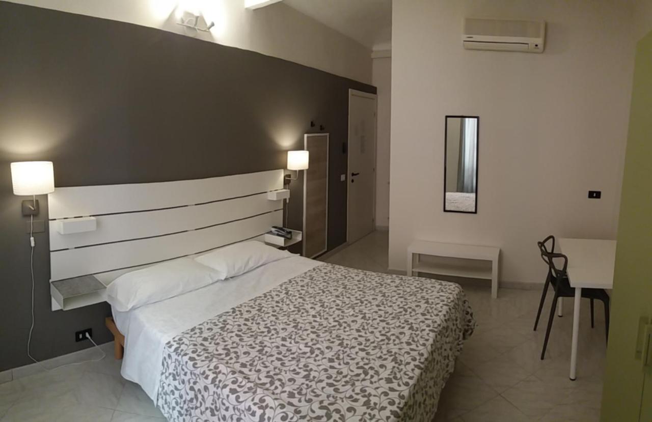 Hotel Malibu Spotorno Ngoại thất bức ảnh
