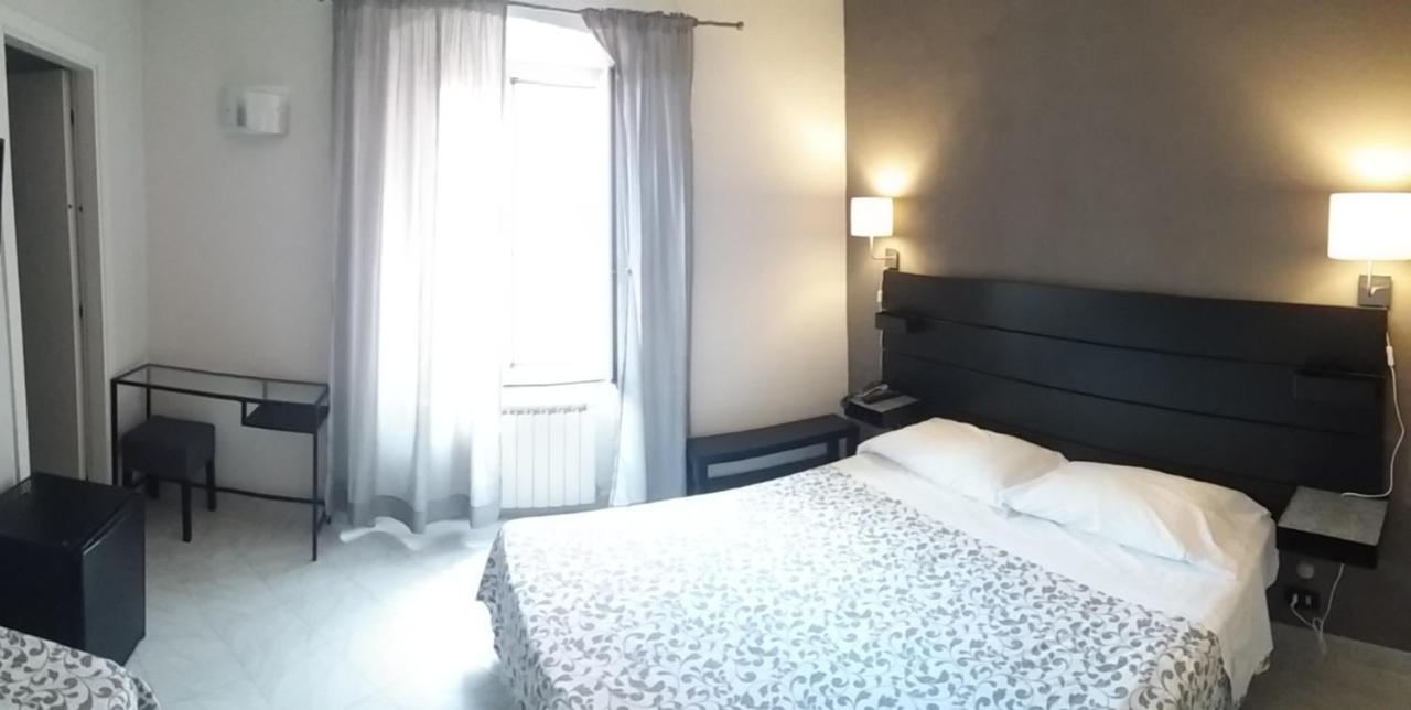Hotel Malibu Spotorno Ngoại thất bức ảnh